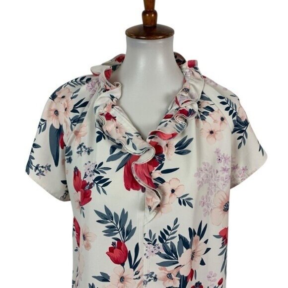 Ann Taylor Blouse Medium Floral Short Sleeve Career Workwear Chic - Picture 2 of 5
